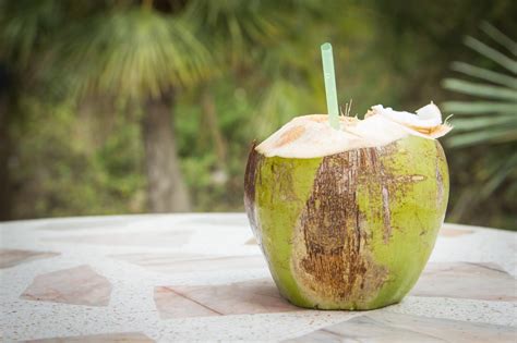 Coconut watwr